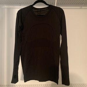 Lululemon long sleeve shirt
